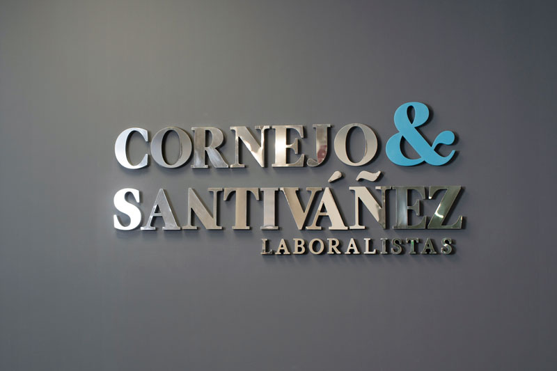 Cornejo & Santiváñez